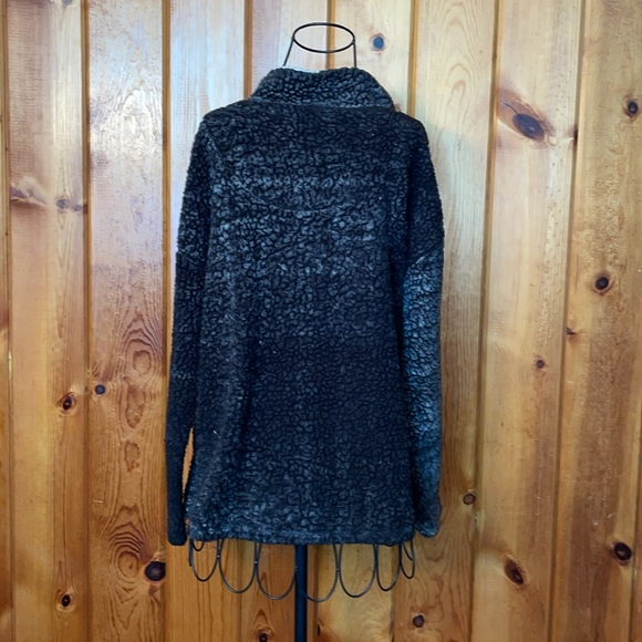 Poof New York Sherpa sweater gray fluffy sweater quarter zip size small top - Picture 4 of 4